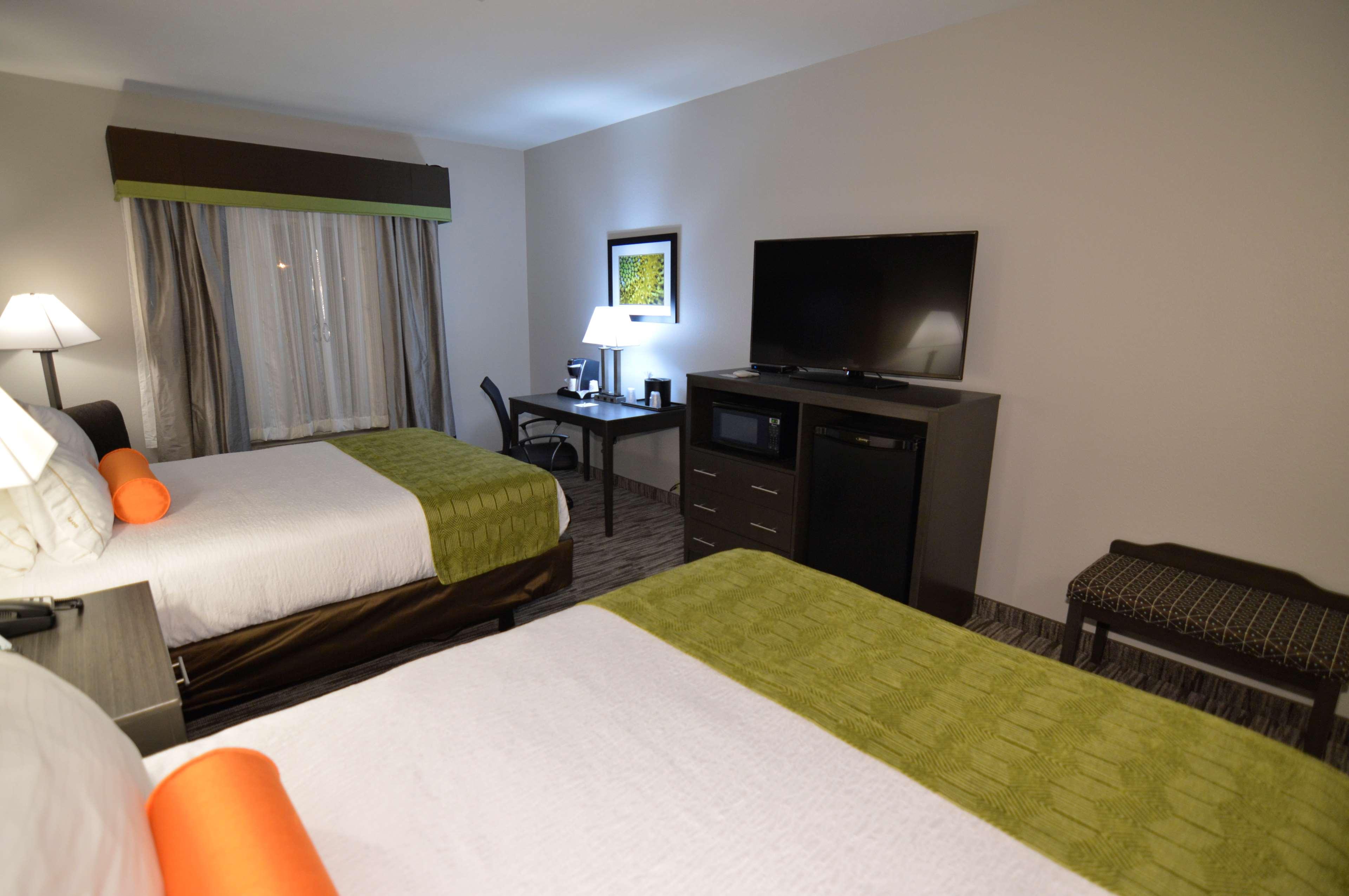 Best Western Plus Liberal Hotel & Suites מראה חיצוני תמונה